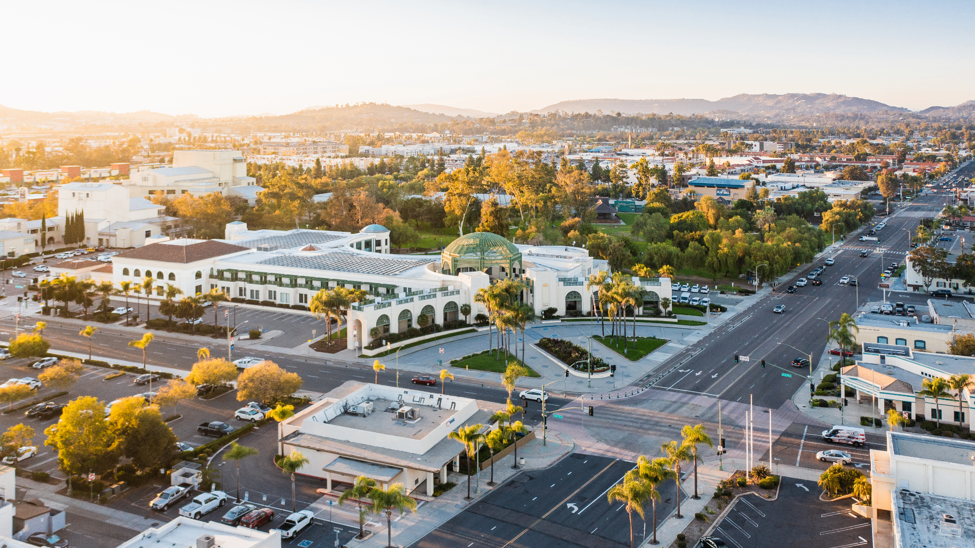 Escondido California neighborhood homes